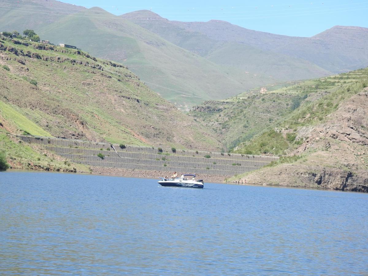 Motebong Lodge Bokong Exterior photo